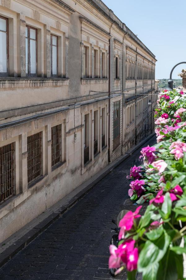 Bed and Breakfast A Calata Noto Esterno foto